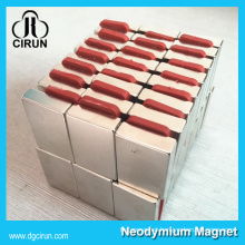 China Manufacturer Super Strong High Grade Rare Earth Sintered Permanent Compressor Magnet/NdFeB Magnet/Neodymium Magnet